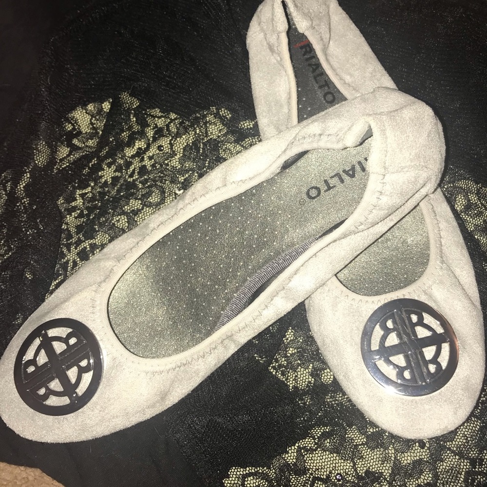 Ladies ballet flats